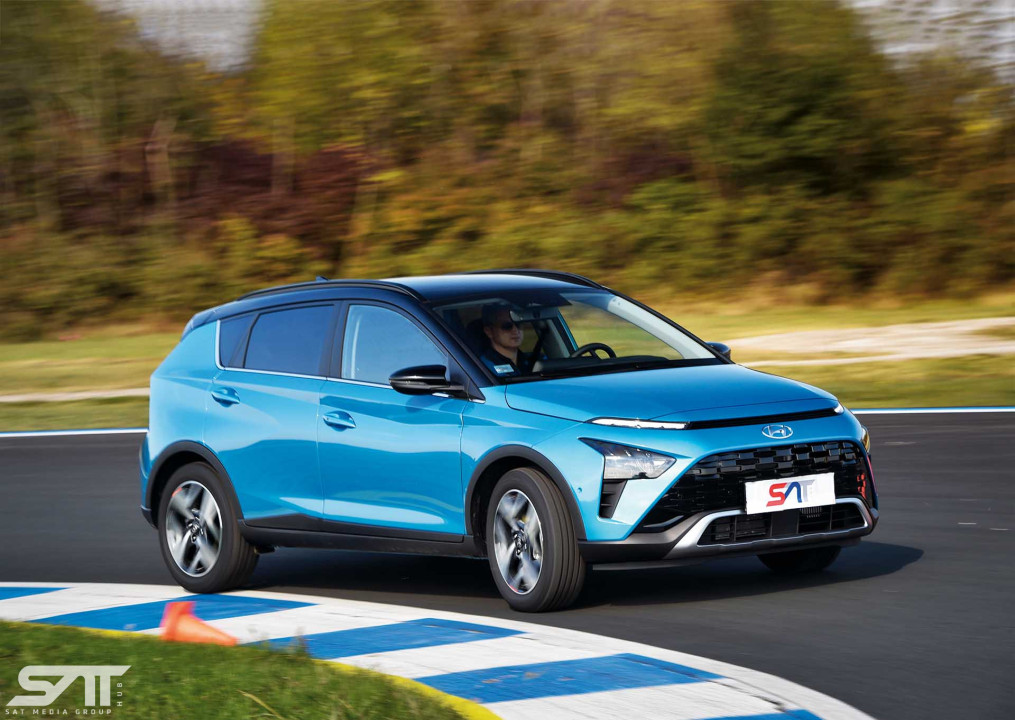 <p><strong>Na osnovama modela &bdquo;i20&ldquo;, a ekskluzivno za evropsko trži&scaron;te, nastao je &bdquo;bajon&ldquo;, moderan krosover koji nastupa u klasi sve popularnijih vozila: koja s