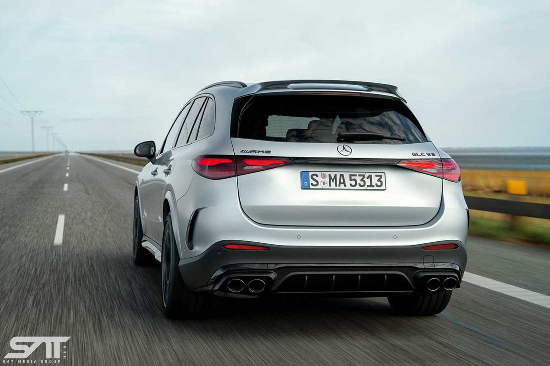 Mercedes-AMG GLC 53 4MATIC+ SUV: Exterior MANUFAKTUR high-tech silver magno, Interior Leather Nappa AMG two-tone titanium grey pearl/black| energy consumption combined: 9.9-9.4 l/100 km | CO₂ emissions combined: 226-214 g/km | CO2 class: G